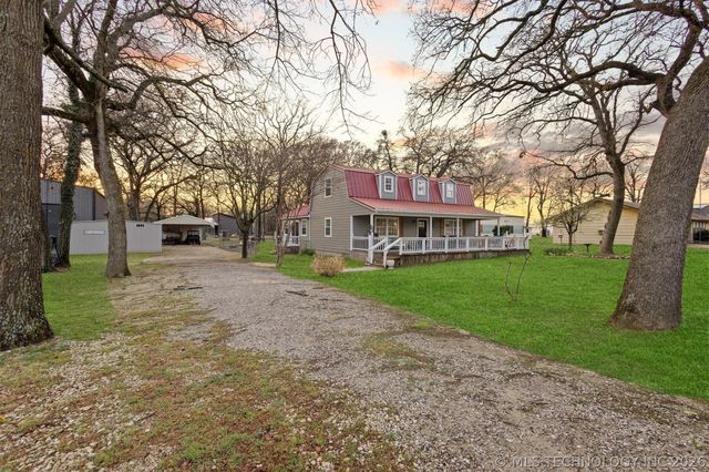 1613 Waters, Kingston, OK 73439