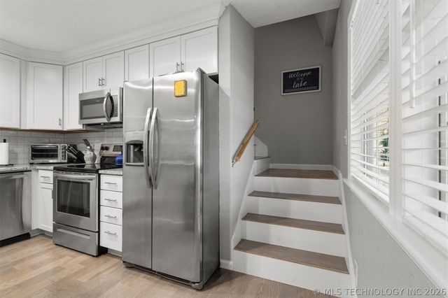 1613 Waters, Kingston, OK 73439