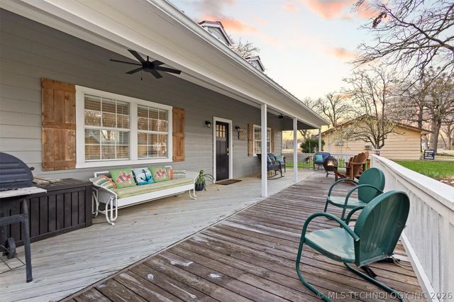 1613 Waters, Kingston, OK 73439