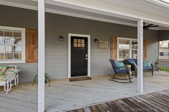 1613 Waters, Kingston, OK 73439