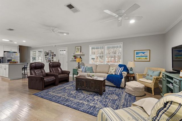 1613 Waters, Kingston, OK 73439