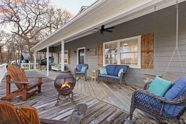 1613 Waters, Kingston, OK 73439