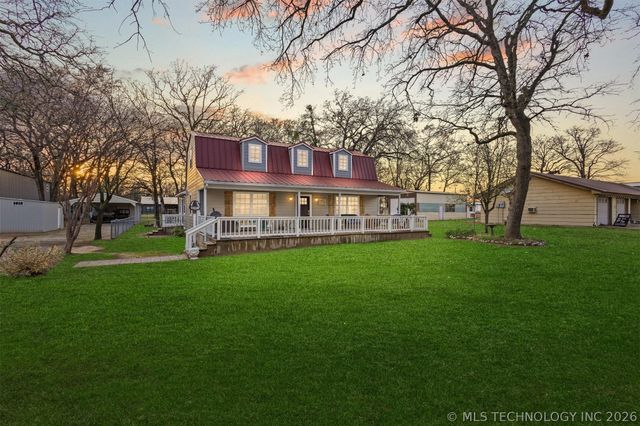 1613 Waters, Kingston, OK 73439