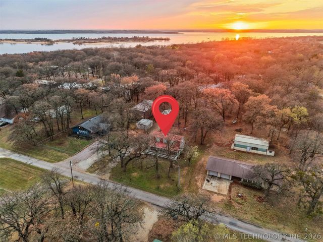 1613 Waters, Kingston, OK 73439