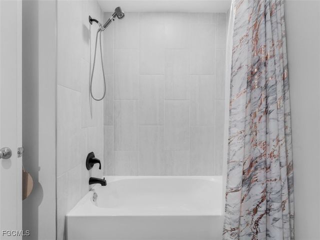 630 Royce RD, Labelle, FL 33935