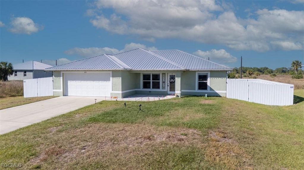 630 Royce RD, Labelle, FL 33935