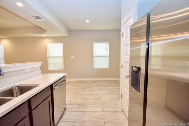 8406 Via Pisa, San Antonio, TX 78227