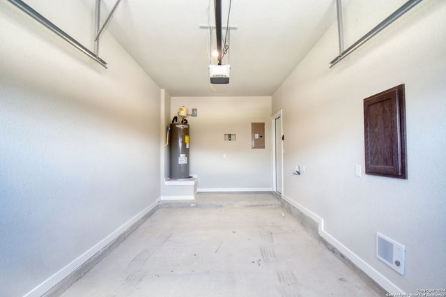 8406 Via Pisa, San Antonio, TX 78227