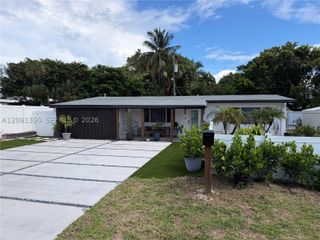 310 NE 12th Ave, Pompano Beach, FL 33060