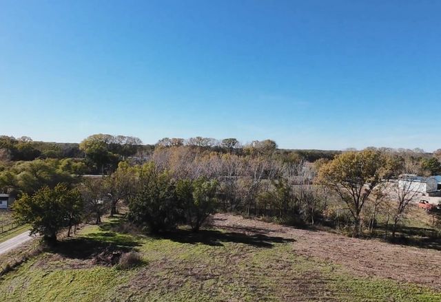 11810 SW 203rd St, Douglass, KS 67039