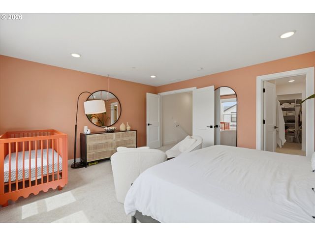 1408 Se GLENWOOD St 2, Portland, OR 97202