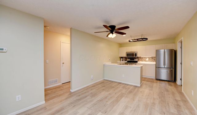 4704 Hobson Drive, 4A, Columbus, OH 43228