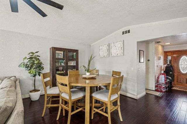 1602 Venetian Dr, Stockton, CA 95207