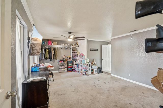 1602 Venetian Dr, Stockton, CA 95207