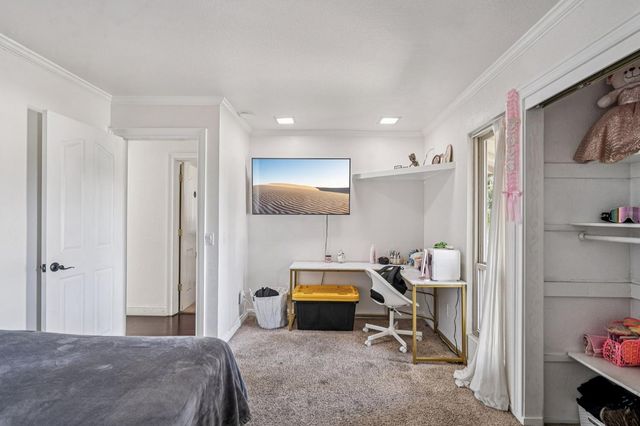 1602 Venetian Dr, Stockton, CA 95207