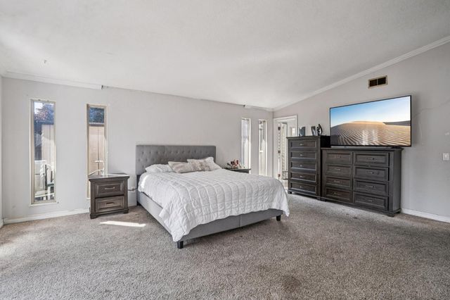 1602 Venetian Dr, Stockton, CA 95207