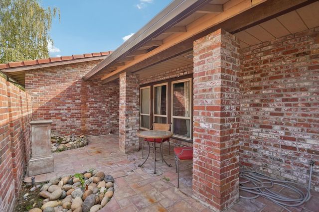 1602 Venetian Dr, Stockton, CA 95207