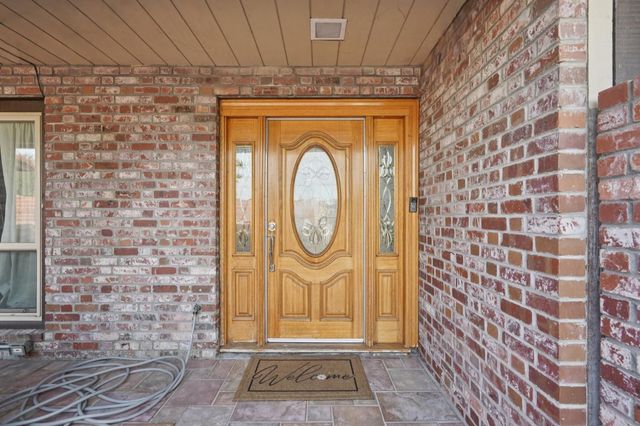 1602 Venetian Dr, Stockton, CA 95207