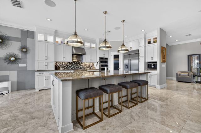 1009 ROYAL PASS ROAD, Tampa, FL 33602