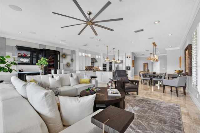 1009 ROYAL PASS ROAD, Tampa, FL 33602