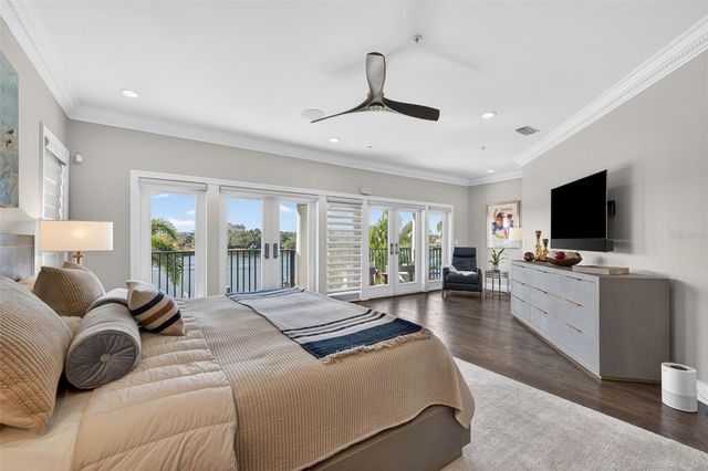 1009 ROYAL PASS ROAD, Tampa, FL 33602