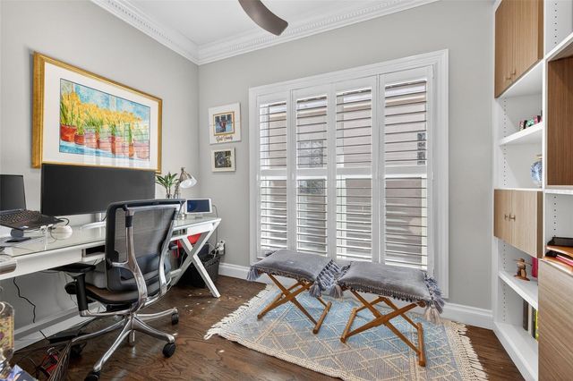 1009 ROYAL PASS ROAD, Tampa, FL 33602