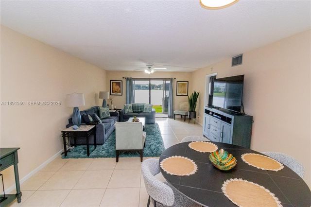 13100 SW 11th Court 107C, Pembroke Pines, FL 33027