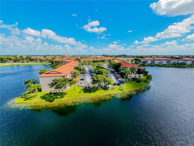 13100 SW 11th Court 107C, Pembroke Pines, FL 33027