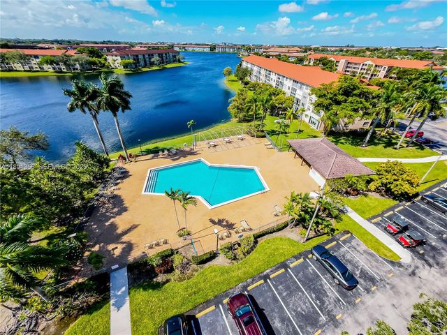13100 SW 11th Court 107C, Pembroke Pines, FL 33027