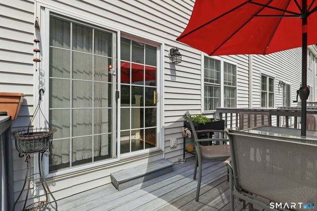 11 Mannions Lane 8, Danbury, CT 06810