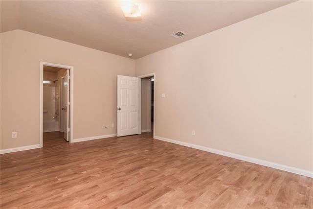 3831 Cary Creek Drive, Baytown, TX 77521