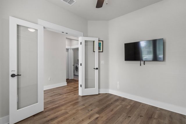 1810 Piedmont Ave, Austin, TX 78757