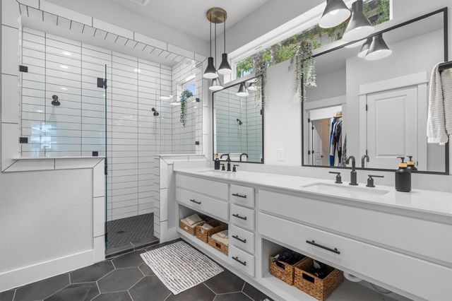 1810 Piedmont Ave, Austin, TX 78757