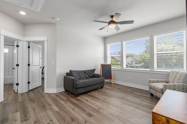 1810 Piedmont Ave, Austin, TX 78757
