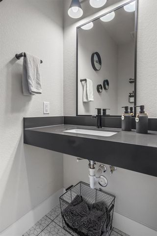 1810 Piedmont Ave, Austin, TX 78757
