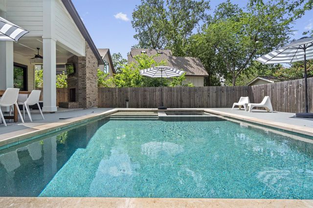 1810 Piedmont Ave, Austin, TX 78757