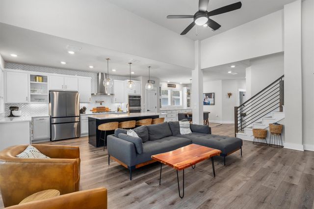 1810 Piedmont Ave, Austin, TX 78757