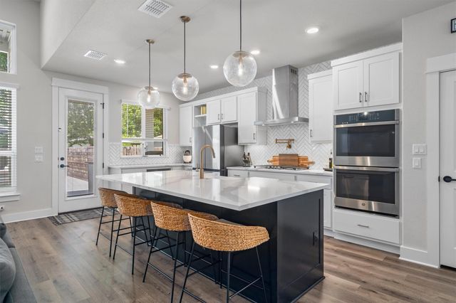 1810 Piedmont Ave, Austin, TX 78757