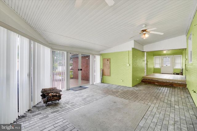2200 EASTERN BLVD, York, PA 17402