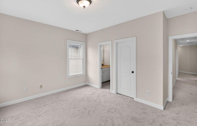 909 Carpenter Town Lane, Cary, NC 27519