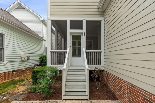 909 Carpenter Town Lane, Cary, NC 27519