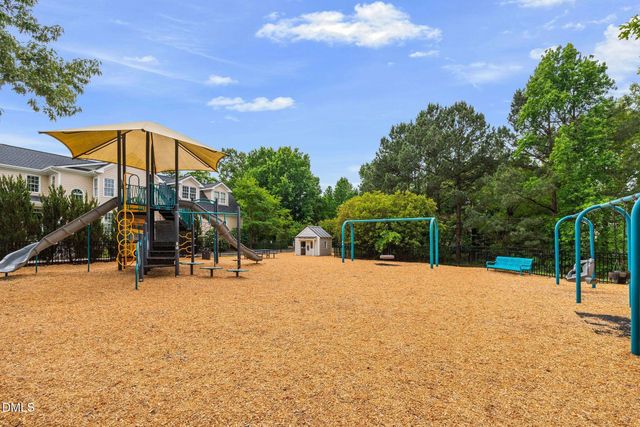 909 Carpenter Town Lane, Cary, NC 27519