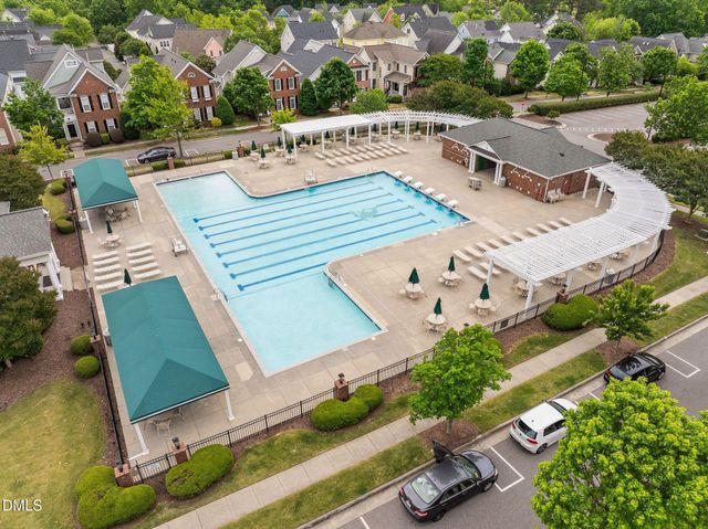 909 Carpenter Town Lane, Cary, NC 27519