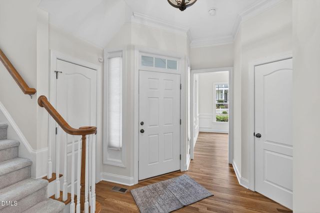 909 Carpenter Town Lane, Cary, NC 27519