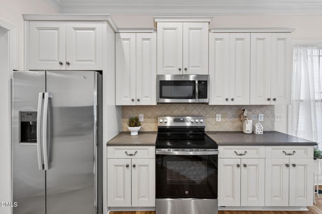 909 Carpenter Town Lane, Cary, NC 27519