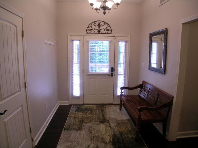 1367 Glossip Avenue, Highlandville, MO 65669