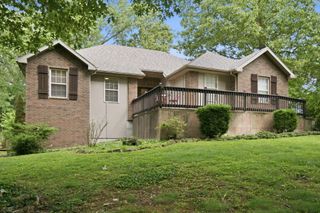1367 Glossip Avenue, Highlandville, MO 65669