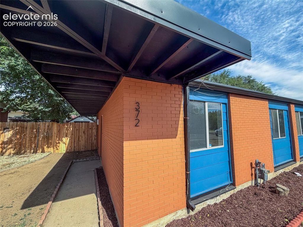 372-374 S Greensboro Street, Colorado Springs, CO 80906 — photo 4
