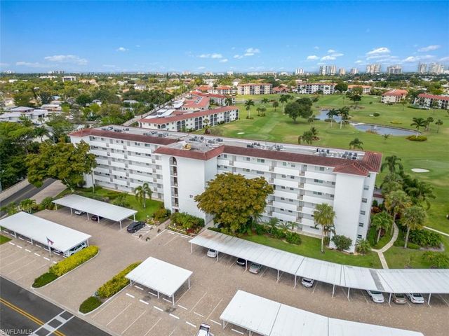 37 High Point CIR E 208, Naples, FL 34103