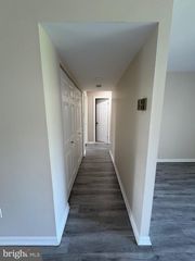 784 Quince Orchard Blvd # 784-201, Gaithersburg, MD 20878